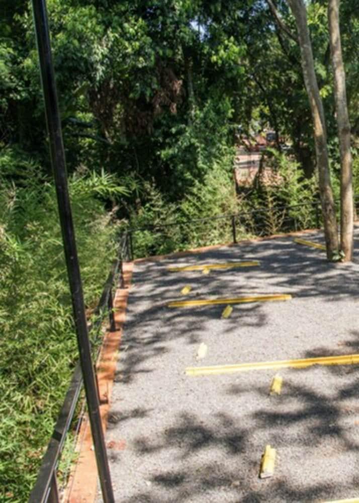 Alojamento de Turismo Selvagem Raices Amambai